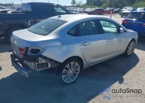 2014 Buick Verano из США, поврежденный, VIN 1G4PP5SK1E4166903